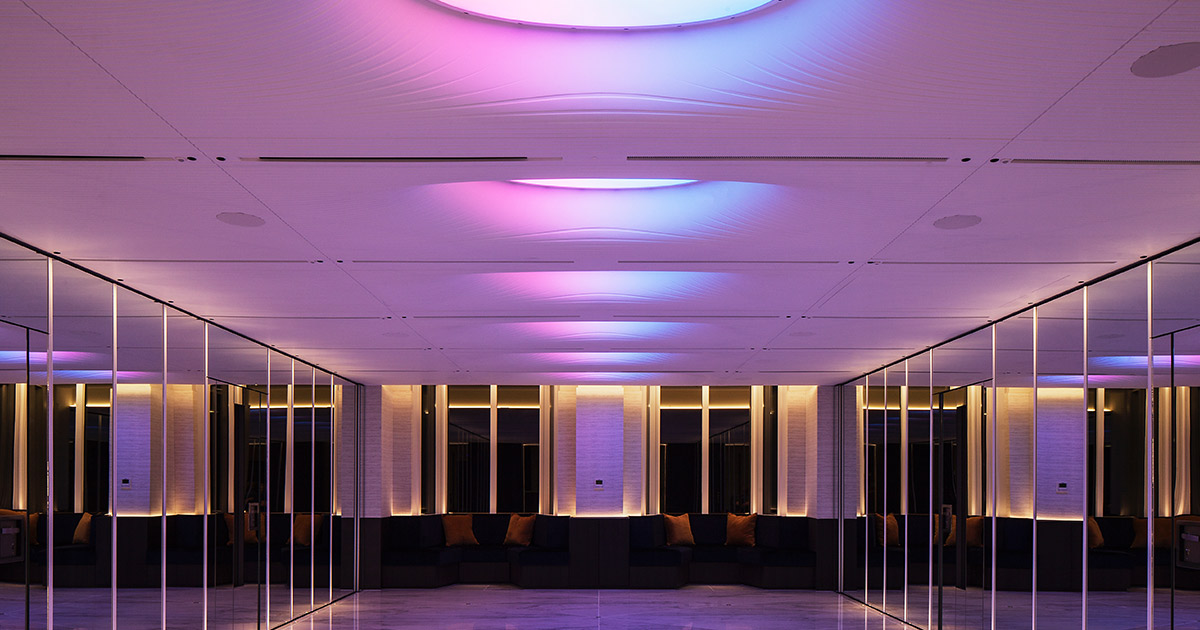 Nulty Bespoke - Vedanta, Mayfair - Mirrored Hallway Integrated Custom ...